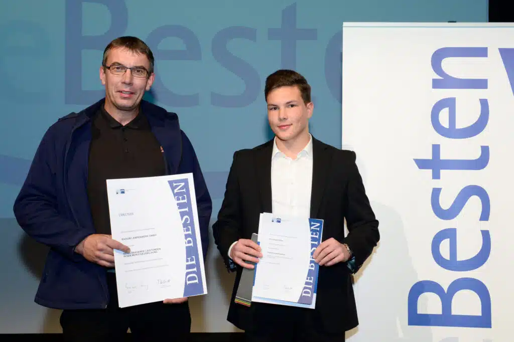 Ihk Bestenehrung Firma Foto: Ihk Köln | Schmidt-dominé – Ihk Bestenehrung Firma Foto: Ihk Köln | Schmidt-dominé – Erfolgsazubi® Academy